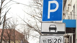 В Краснодаре парковки со шлагбаумами стали бесплатными из-за хакерской атаки