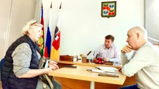 Депутат Сергей Лузинов взял на личный контроль проблему семьи с ребенком-инвалидом в Краснодаре