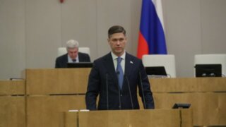 Депутат Госдумы Сергей Алтухов провел личный прием в Новороссийске