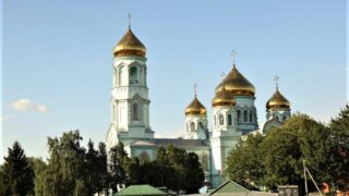 Сохранение архитектурного наследия: в Курганинске установлены охранные зоны для Свято-Вознесенской церкви