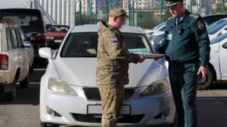Таможня Кубани передала в зону СВО конфискованные автомобили