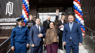 Ключи от квартир получили дольщики двух литеров проблемного дома по улице Парковой в Анапе