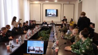 Замглавы Кубани встретился с казачьими сотнями и участниками СВО из Армавира