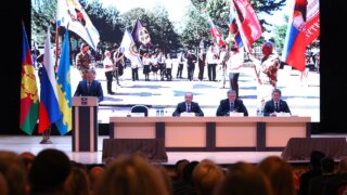 Юрий Бурлачко заслушал отчет главы Анапы Василия Швеца о проделанной работе за 2024 год