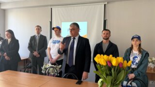 Студенты Краснодарского кооперативного института встретились с депутатом Госдумы Капланом Панешем