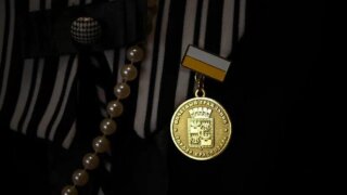 Ветерану войны Зинаиде Богославской вручили знак отличия «Почетный гражданин Краснодара»