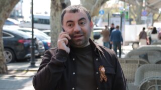 В Сочи по инициативе депутата ЗСК Арменака Тозляна выпустили точную копию газеты от 9 мая 1945 года