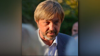 Олег Николаев прокомментировал утверждение списка животных, которых запрещено держать дома