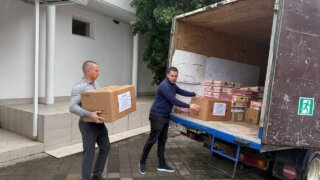 Депутаты гордумы собрали подарки для детей из детского дома в Донецкой области