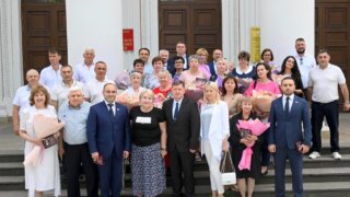 Депутат ЗСК Вероника Иванчикова приняла участие в церемонии вручения памятных знаков в Сочи