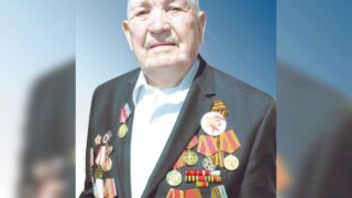 Вениамин Кондратьев поздравил с вековым юбилеем ветерана Великой Отечественной войны из Ейска