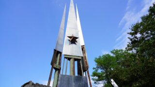 В Сочи началась реконструкция обелиска в память об участниках трех военных исторических событий
