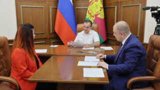 В Калининском районе по распоряжению Вениамина Кондратьева будет возведен новый стадион