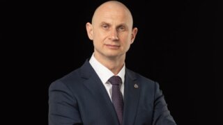 Адвокат Максим Яковенко рассказал, как выбирает профессию и что нужно для защиты клиента
