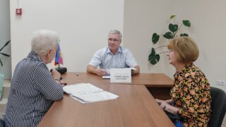 Депутат Госдумы Эдуард Кузнецов провел личный прием граждан