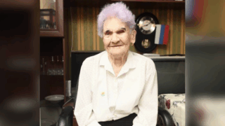 Вениамин Кондратьев поздравил ветерана Великой Отечественной войны со 101-летием