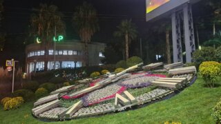 Арменак Тозлян помог восстановить цветочные часы в Сочи