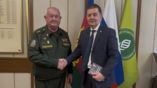 Депутат Трубилин и генерал-лейтенант Пуликовский обсудили вопросы патриотического воспитания