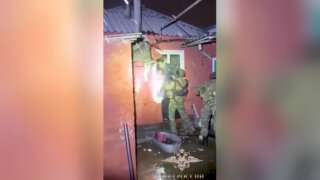 Мужчину, напавшего с топором на полицейских, задержали в Армавире