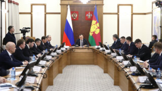 Вениамин Кондратьев поручил создать краевой оперативный штаб по ликвидации последствий снегопада
