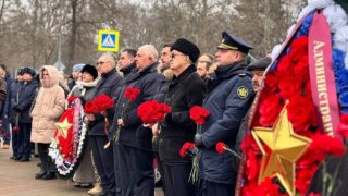 Депутат Владимир Зюзин принял участие в торжественном мероприятии «Город помнит» в Усть-Лабинске