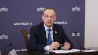 Меры поддержки бойцов СВО и их семей обсудили в Заксобрании Кубани