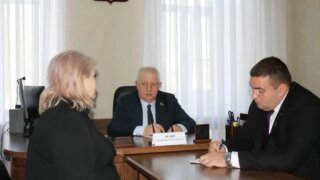 Депутат ЗСК Владимир Зюзин провел прием граждан в Гулькевичском районе