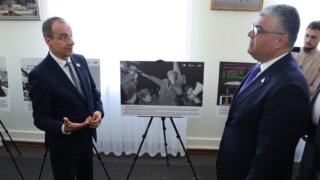 Памяти Жириновского: фотовыставку открыли в кубанском парламенте