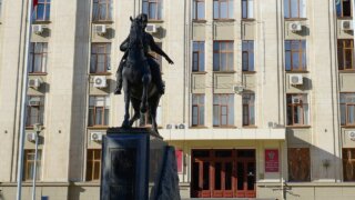 Губернатор Кондратьев поздравил кубанцев с 1 Мая