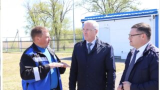 Депута Госдумы Эдуард Кузнецов посетил очистные сооружения в станице Крыловской