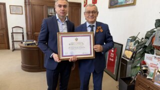 Вице-губернатор Александр Руппель провел встречу с руководством компании по производству упаковки